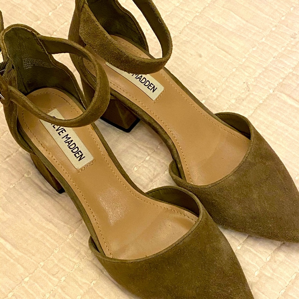 Steve Madden Dainna Pointed Toe Suede Heel Green